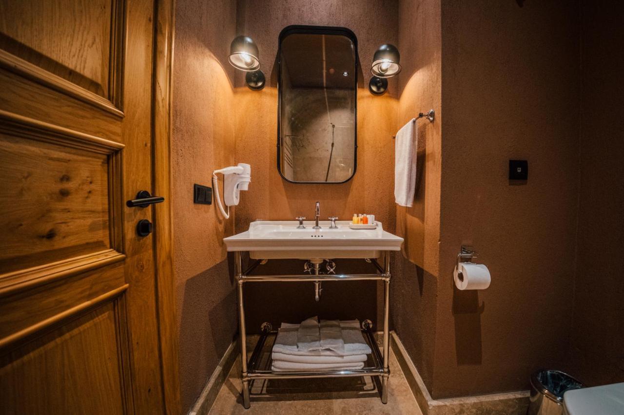The Remote Hotel 사리게르메 외부 사진